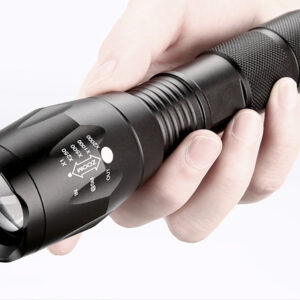 Đèn pin siêu sáng