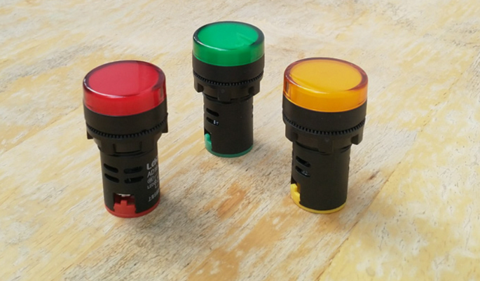 Đèn Báo Pha Là Gì? Màu Sắc Và Ý Nghĩa Của Đèn Báo Pha